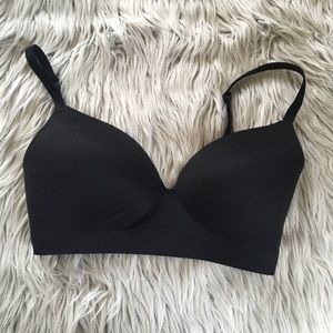 Soma Enbliss Wireless Black Lightly Padded Bra 32D